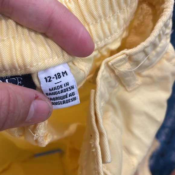 Yellow pants - Picture 3 of 5